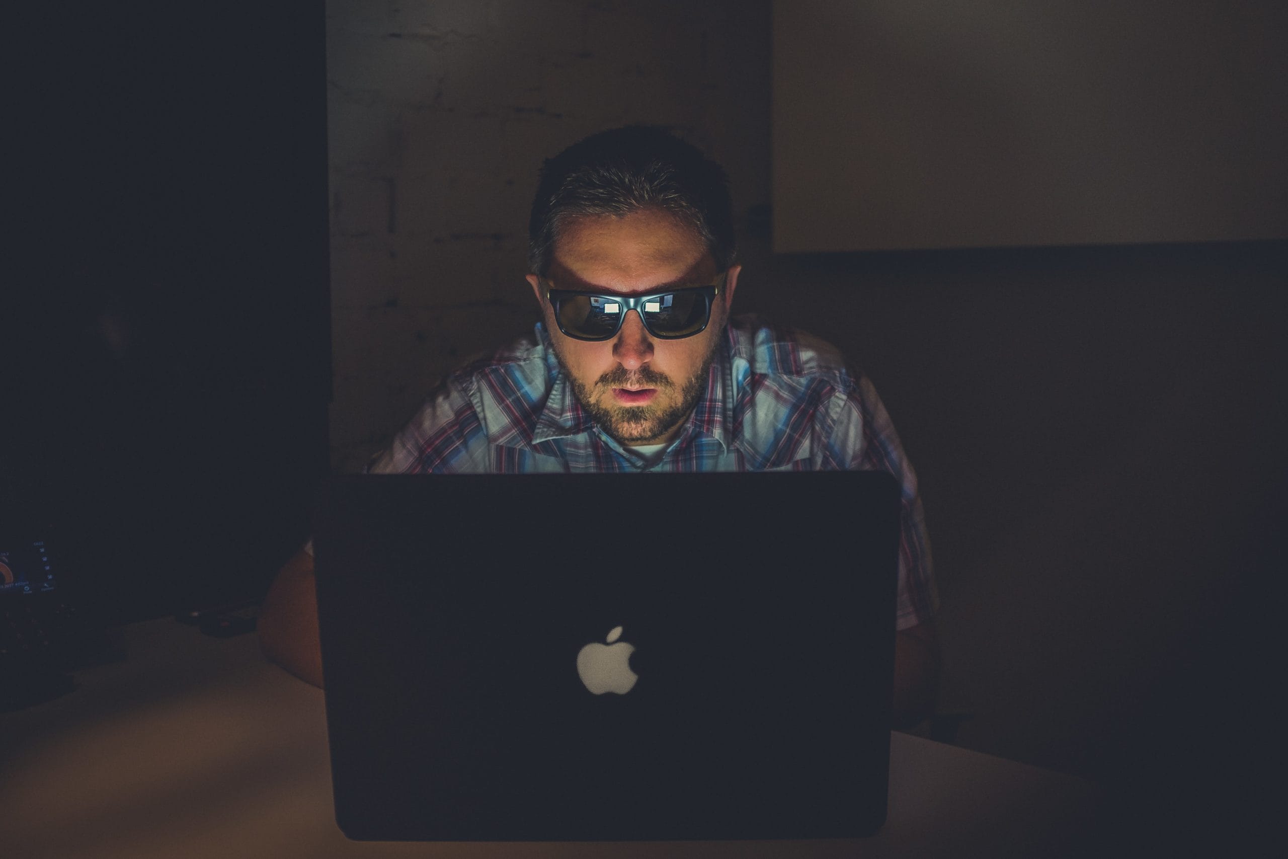 How to fix a hacked WordPress website 1